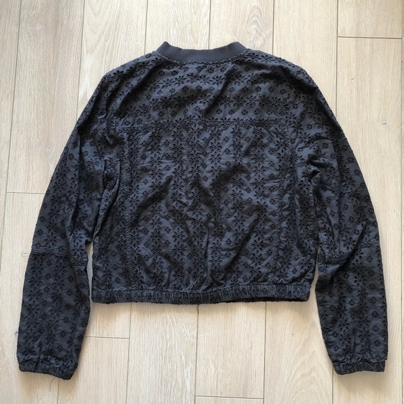American Eagle Outfitters Eyelet Zip Up Bomber Jacket in Faded Black Size S - Picture 3 of 12